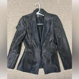 WOMEN’S JACKET WITH BLQCK SHIMMERS
